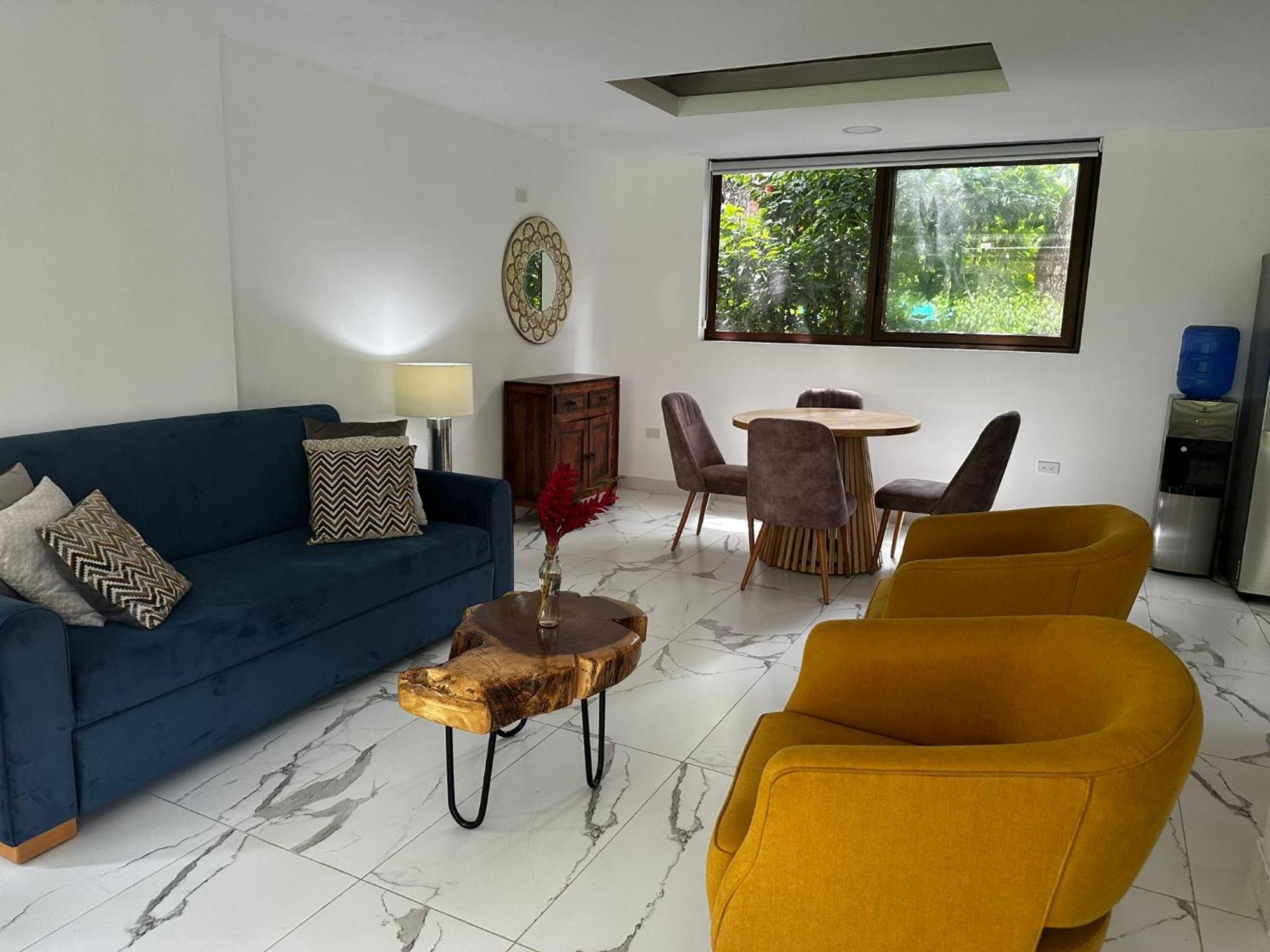 Spondylus Lodge *