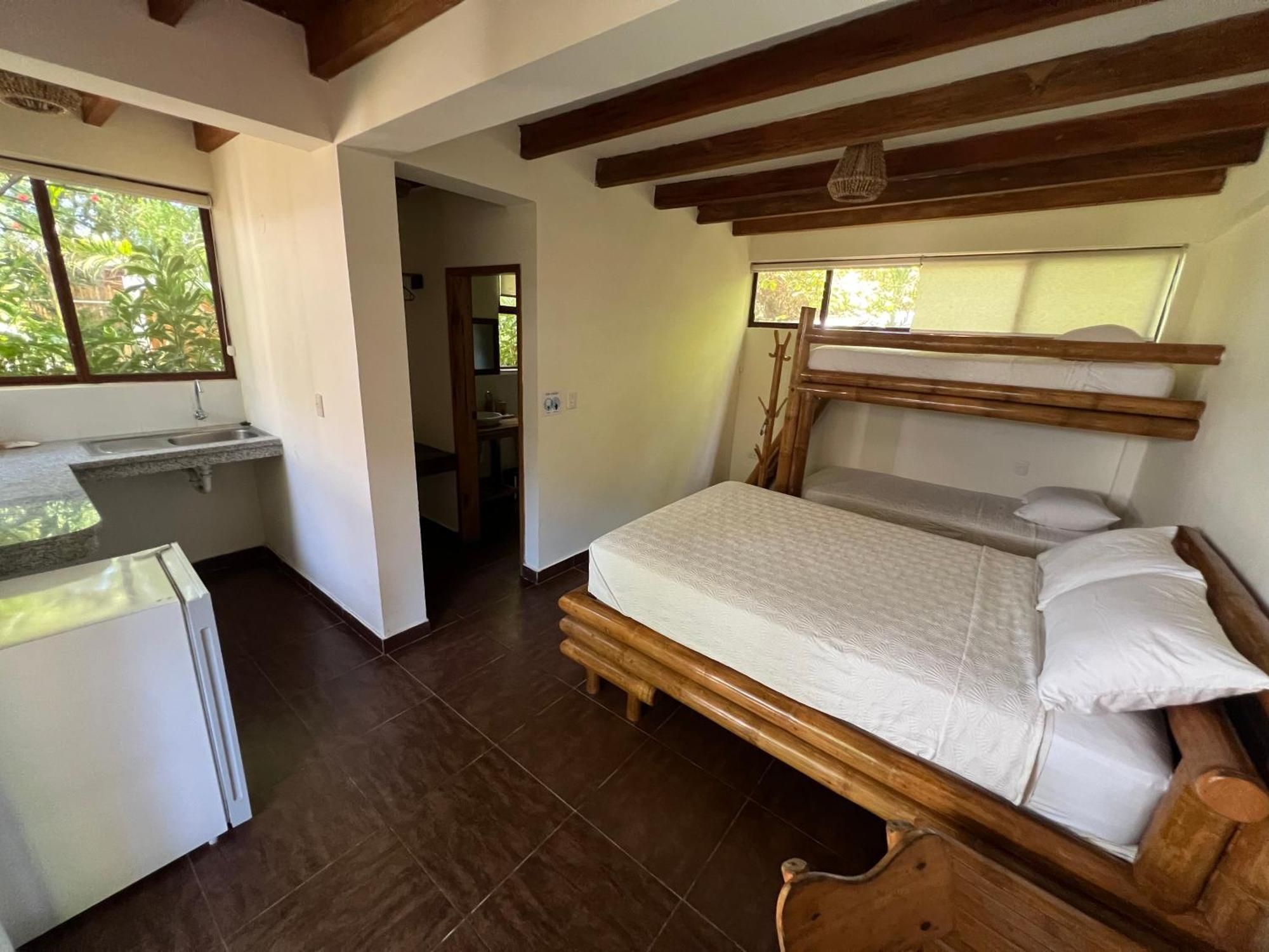 Spondylus Lodge Ayampe